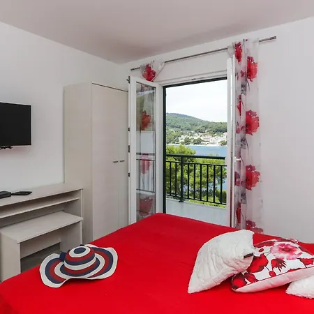 Posta Apartment Saplunara